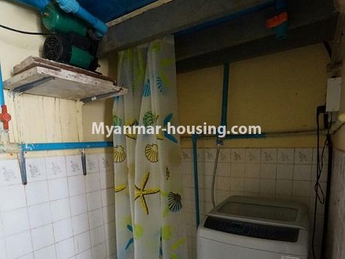 ミャンマー不動産 - 賃貸物件 - No.4255 - Apartment for rent in Kamaryut! - bathroom