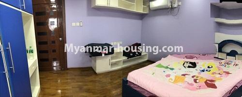 မြန်မာအိမ်ခြံမြေ - ငှားရန် property - No.4256 - လသာတွင် ကွန်ဒိုတိုက်ခန်း ငှားရန်ရှိသည်။ - living room decoration