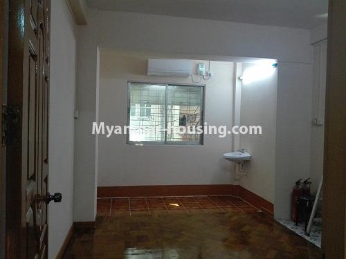 Myanmar real estate - for rent property - No.4262 - Condo room for rent in Botahtaung! - another single bedroom 