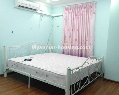 မြန်မာအိမ်ခြံမြေ - ငှားရန် property - No.4267 - ကမာရွတ်တွင် ကွန်ဒိုတိုက်ခန်း ငှားရန်ရှိသည်။master bedroom