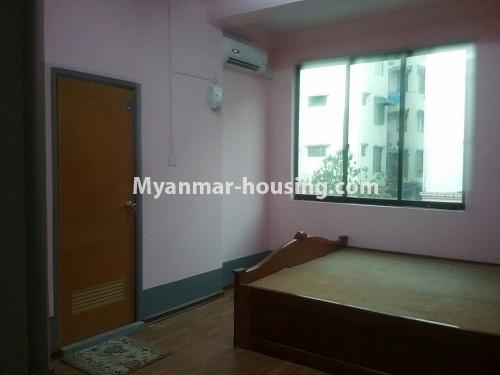 ミャンマー不動産 - 賃貸物件 - No.4273 - Apartment for rent in Shwe Ohn Pin Housing (1) Yankin! - master bedroom