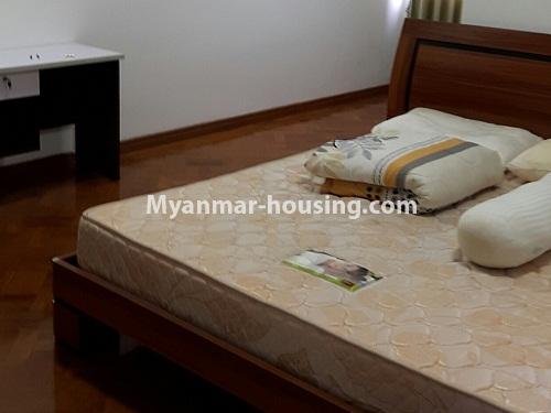 ミャンマー不動産 - 賃貸物件 - No.4275 - MTP condo room for rent in Pho Sein Lane! - master bedroom 