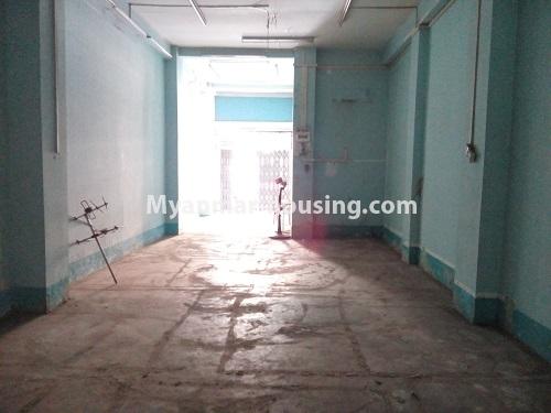 缅甸房地产 - 出租物件 - No.4283 - Ground floor apartment for rent in Kyaukdadar! - inside view