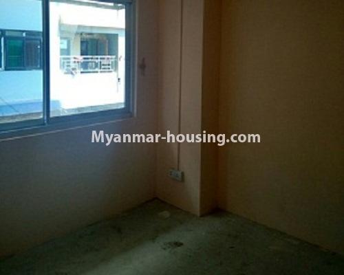 Myanmar real estate - for rent property - No.4323 - Condo room for rent in Botahtaung! - bedroom