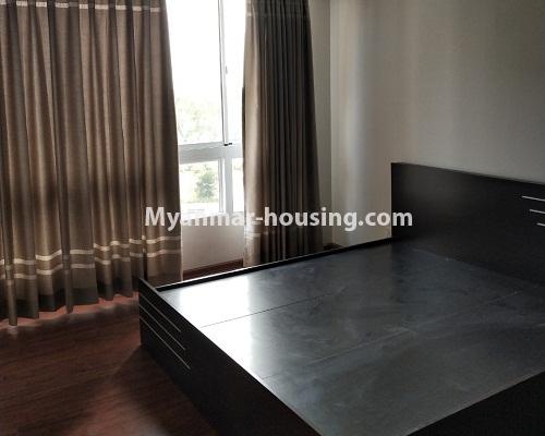 မြန်မာအိမ်ခြံမြေ - ငှားရန် property - No.4346 - သန်လျင် ဘီဇုန် ကြယ်မြို့တော်ကွန်ဒိုတွင် အခန်းရောင်းရန် ရှိသည်။ - living room