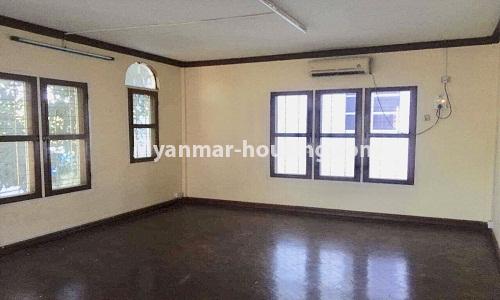 Myanmar real estate - for rent property - No.4348 - Landed house for rent in Bahan! - master bedroom