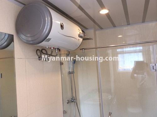 ミャンマー不動産 - 賃貸物件 - No.4352 - Star City Condo room for rent in Thanlyin! - bathrom