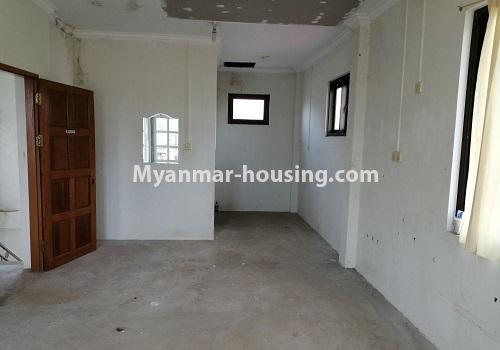 ミャンマー不動産 - 賃貸物件 - No.4375 - Landed house for rent in Thanlyin! - inside view