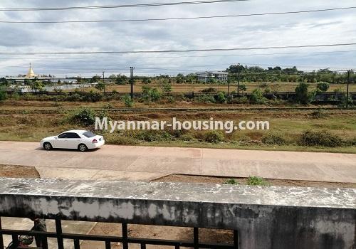 ミャンマー不動産 - 賃貸物件 - No.4375 - Landed house for rent in Thanlyin! - road view