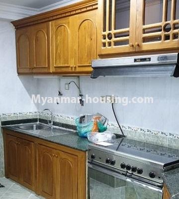 ミャンマー不動産 - 賃貸物件 - No.4384 - University Avenue Condominium room for rent in Bahan! - Kitchen