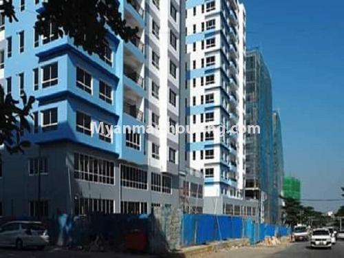 缅甸房地产 - 出租物件 - No.4388 - Ground floor with mezzanine for rent in Yankin! - building view