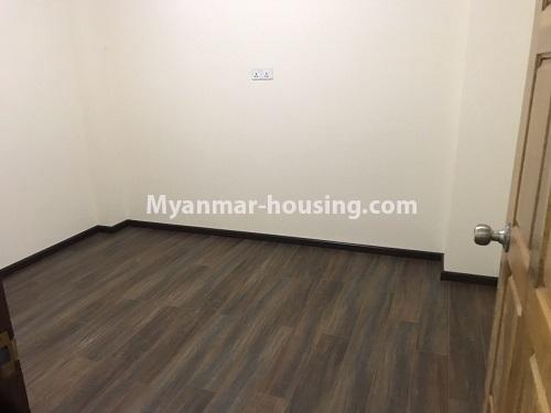 Myanmar real estate - for rent property - No.4400 - Condominium room in Lanmadaw! - bedroom