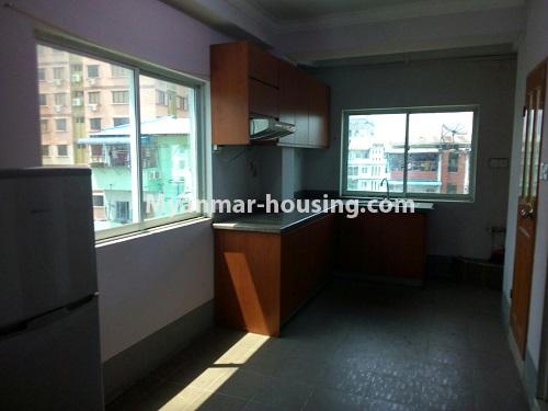 Myanmar real estate - for rent property - No.4407 - One bedroom apartment near Hledan Junction! - kitchen