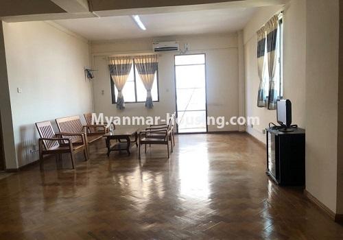 缅甸房地产 - 出租物件 - No.4411 - Maung Waik Condominium room for rent in Mingalar Taung Nyunt! - living room