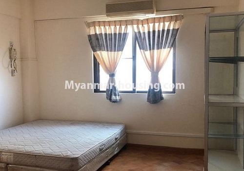 ミャンマー不動産 - 賃貸物件 - No.4411 - Maung Waik Condominium room for rent in Mingalar Taung Nyunt! - master bedroom