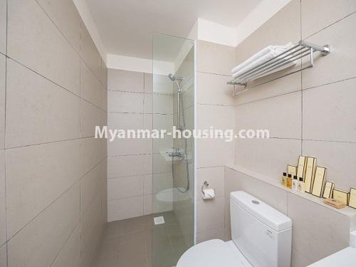 缅甸房地产 - 出租物件 - No.4426 - Luxurious condominium room with full facilities near Myanmar Plaza, Yankin! - bathroom 2