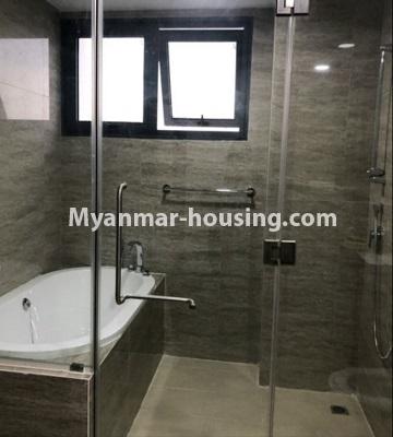 ミャンマー不動産 - 賃貸物件 - No.4433 - Kantharyar Residential Condominium room in nice area, Mingalar Taung Nyunt! - bathroom