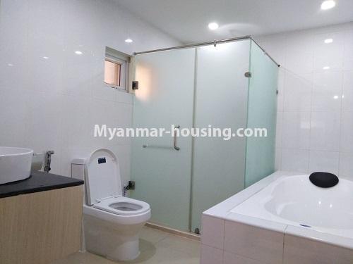 ミャンマー不動産 - 賃貸物件 - No.4436 - Nice room with beautiful decoration for rent in Esprado Tower in the center of Yangon! - bathroom1