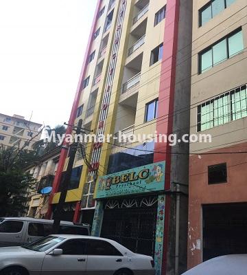 ミャンマー不動産 - 賃貸物件 - No.4442 - Share room for rent Botahtaung Pagoda, Botahtaung!  - building view