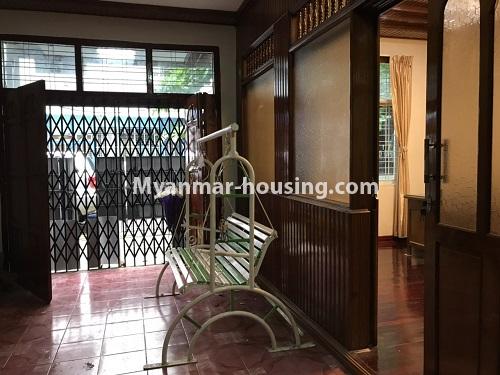 缅甸房地产 - 出租物件 - No.4457 - Landed house with five master bedrooms for rent in Kamaryut! - main door