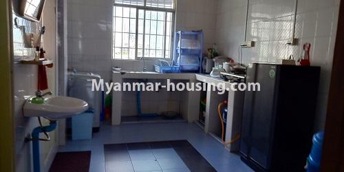 Myanmar real estate - for rent property - No.4458 - Downtown condominium room with furniture for rent! - kitchen