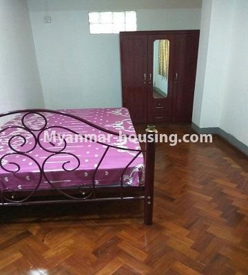 မြန်မာအိမ်ခြံမြေ - ငှားရန် property - No.4465 - စမ်းချောင်းဗိုလ်မိုးလမ်းတွင် တိုက်ခန်းငှားရန် ရှိသည်။ - master bedroom