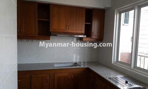 ミャンマー不動産 - 賃貸物件 - No.4478 - Standard River View Point Condo room for rent in Ahlone! - kitchen