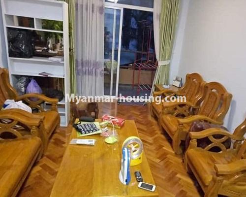 ミャンマー不動産 - 賃貸物件 - No.4489 - Three bedroom unit in Star City Condominium building for rent in Thanlyin! - living room view