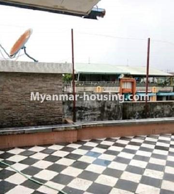 缅甸房地产 - 出租物件 - No.4519 - Forth floor and penthouse for rent in Shwe Pa Dauk Yeik Mon, Kamaryut! - penthouse balcony