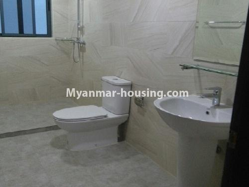 Myanmar real estate - for rent property - No.4532 - Fully decorated Grand Myakanthar Condominium room for rent in Hlaing! - bathroom 2