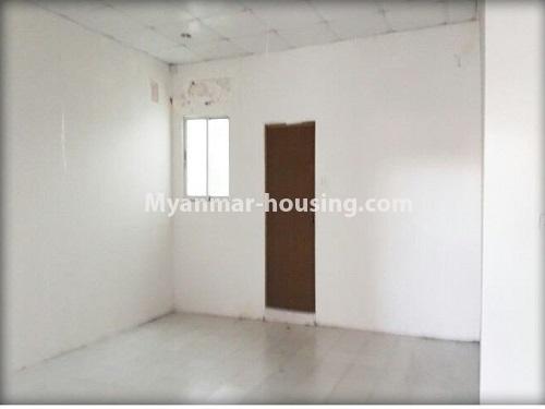 缅甸房地产 - 出租物件 - No.4535 - Landed house with 8 bedrooms for rent in 8 Mile, Mayangone! - bedroom 4