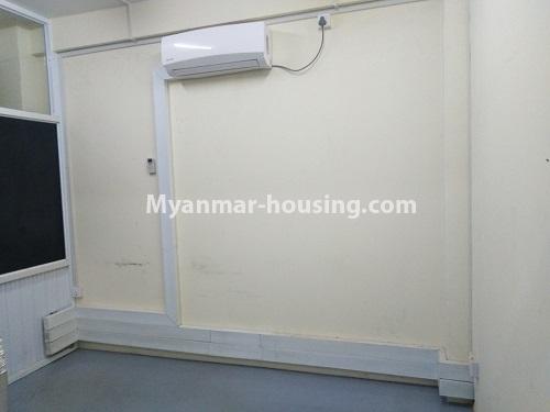 Myanmar real estate - for rent property - No.4537 - Ground floor with full mezzanine in Bo Yar Nyunt Street, Dagon! - ground room view