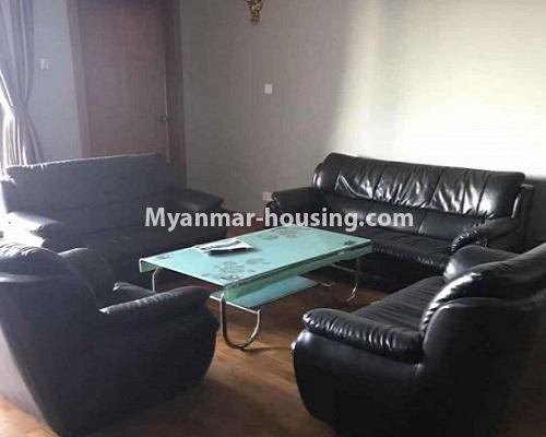မြန်မာအိမ်ခြံမြေ - ငှားရန် property - No.4547 - အလုံ တိုင်း(မ်) မင်းရဲကျော်စွာကွန်ဒိုတွင် ပရိဘောဂပါသော အခန်းငှားရန်ရှိသည်။living room view