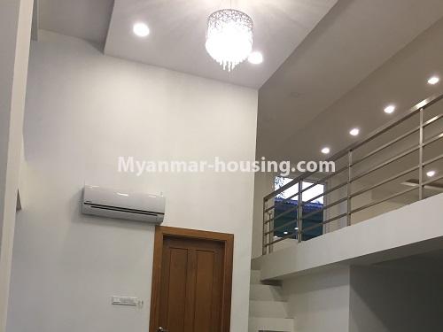 缅甸房地产 - 出租物件 - No.4548 - Decorated ground floor and half mezzanine for rent in Mayangone! - mezzanine view