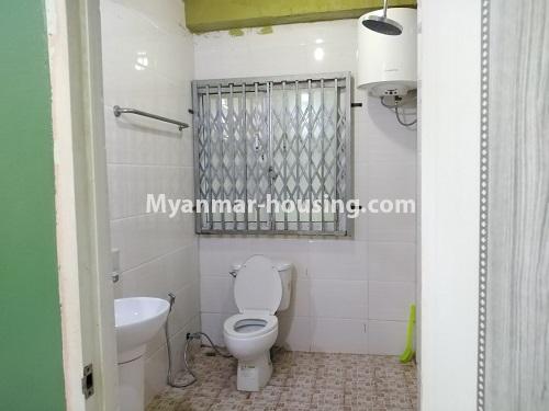 Myanmar real estate - for rent property - No.4550 - Furnished Kyaw City condominium room for rent in the Yangon Downtown Area! - bathroom view