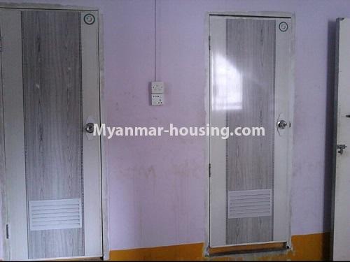 缅甸房地产 - 出租物件 - No.4553 - First Floor Kyaw City Condo room for rent in Kyaukdadar! - bathroom and toilet 