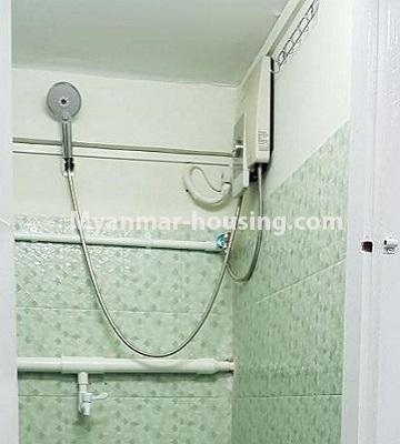 缅甸房地产 - 出租物件 - No.4578 - Decorated ground floor with full mezzanine for rent in Sanchaung! - bathroom view