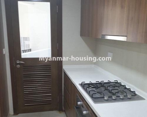 ミャンマー不動産 - 賃貸物件 - No.4588 - Kan Thar Yar Residential Condominium room for rent near Kan Daw Gyi Park! - kitchen view