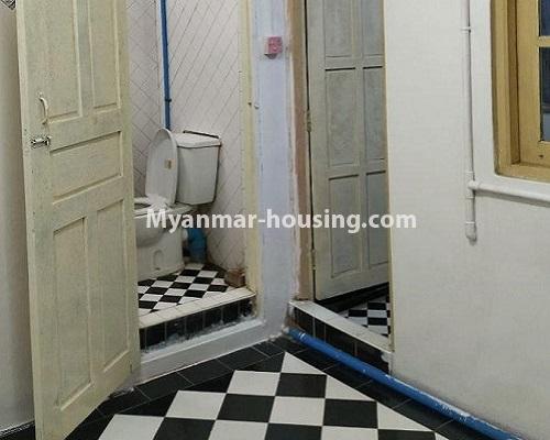 缅甸房地产 - 出租物件 - No.4594 - Mini condominium room for rent in Mingalar Taung Nyunt! - master bedroom bathroom and toilet