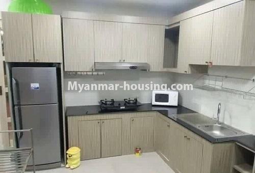 缅甸房地产 - 出租物件 - No.4613 - Furnished three bedroom condominium room for rent near Hledan Junction! - kitchen view