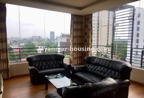 缅甸房地产 - 出租物件 - No.4617 - Pent House with a panoramic view for rent near Inya Lake! - living room view