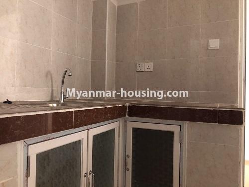 ミャンマー不動産 - 賃貸物件 - No.4621 - Two bedroom Royal Thiri Condominium room for rent in Insein! - kitchen view