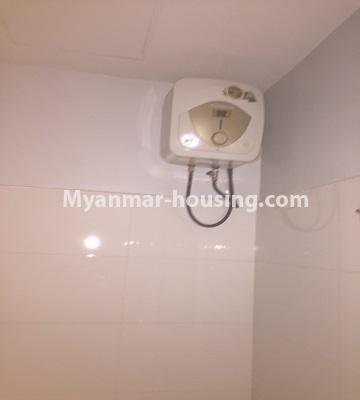 ミャンマー不動産 - 賃貸物件 - No.4624 - Furnished Space Condominium with three bedrooms for rent in Yankin! - another bathroom view