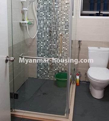 မြန်မာအိမ်ခြံမြေ - ငှားရန် property - No.4643 - သန်လျင် Star City ကွန်ဒိုတွင် အိပ်ခန်းသုံးခန်းပါသည့် အခန်း တစ်ခန်း ငှားရန်ရှိသည်။bathroom 1 view