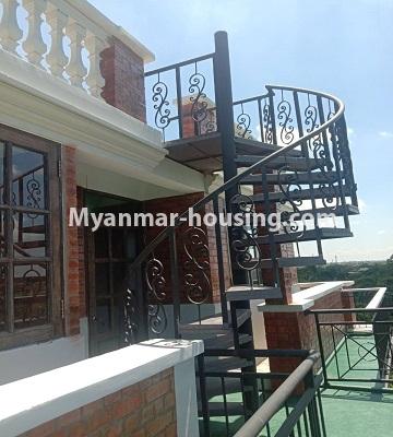 မြန်မာအိမ်ခြံမြေ - ငှားရန် property - No.4651 - မြောက်ဒဂုံတွင် အိပ်ခန်း ဆယ့်ရှစ်ခန်းပါသော ခြောက်ထပ်တိုက် ငှားရန်ရှိသည်။stairs view to rooftop