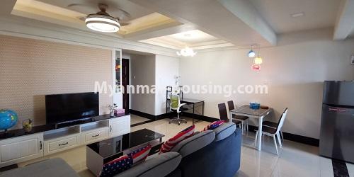 မြန်မာအိမ်ခြံမြေ - ငှားရန် property - No.4681 - တာမွေတွင် ပရိဘောဂအပြည့်အစုံပါသော ကွန်ဒိုခန်းတစ်ခန်း ငှားရန်ရှိသည်။ - living room view