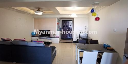 မြန်မာအိမ်ခြံမြေ - ငှားရန် property - No.4681 - တာမွေတွင် ပရိဘောဂအပြည့်အစုံပါသော ကွန်ဒိုခန်းတစ်ခန်း ငှားရန်ရှိသည်။ - living room view