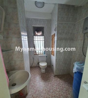缅甸房地产 - 出租物件 - No.4688 - Large Zawtika Condominium room with tow BH for rent in Thin Gann Gyun! - bathroom view