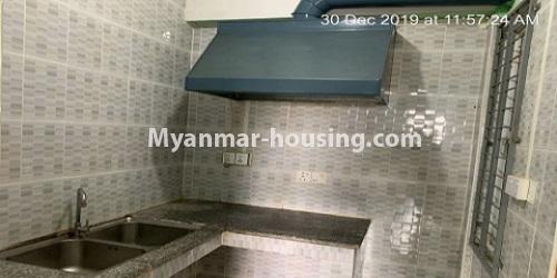 ミャンマー不動産 - 賃貸物件 - No.4690 - 2BHK condominium room for rent in Thin Gann Gyun! - kitchen view