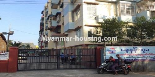 ミャンマー不動産 - 賃貸物件 - No.4690 - 2BHK condominium room for rent in Thin Gann Gyun! - building view